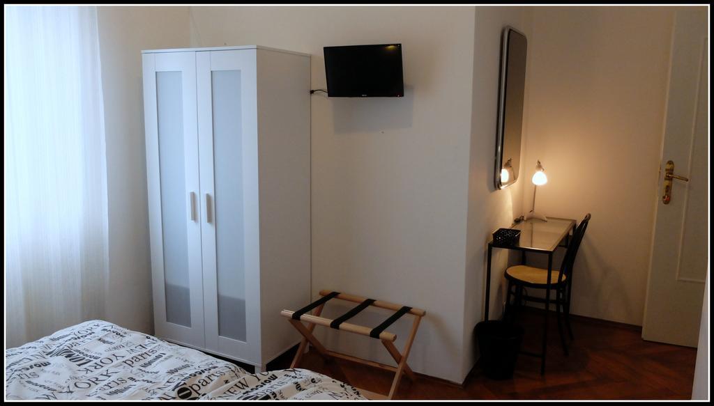 Piazza Goldoni Bed & Breakfast